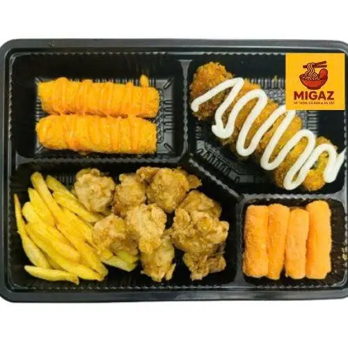 Hình ảnh Box 2 - gà viên chiên giòn - khoai tây chiên - kimbap - 2 phô mai que - bánh gạo lắc phô mai