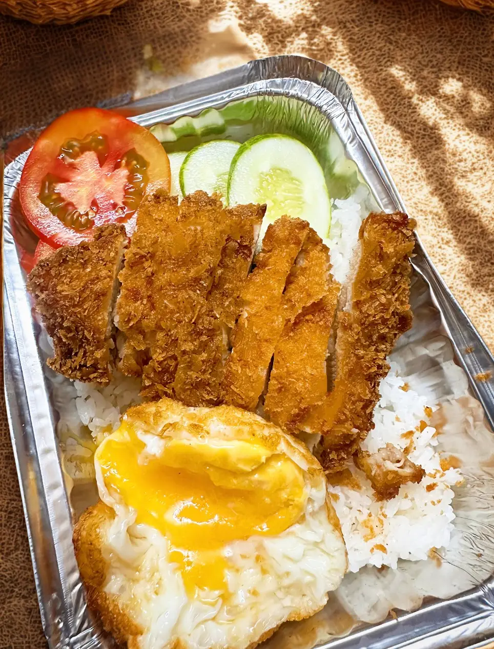 Hình ảnh Cơm ức gà chiên