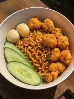Hình ảnh Mì trộn Indomie gà miếng chiên giòn