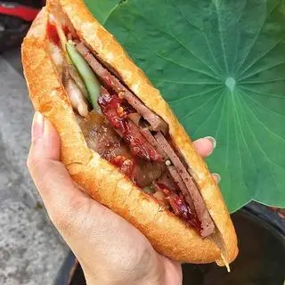 Hình ảnh bánh mì Chả