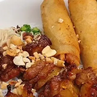 Hình ảnh Bún Thịt Nướng Chả Giò 2