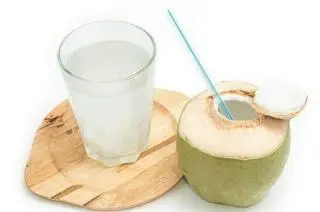 Hình ảnh Nước Dừa tươi mát lạnh k đá 500ml