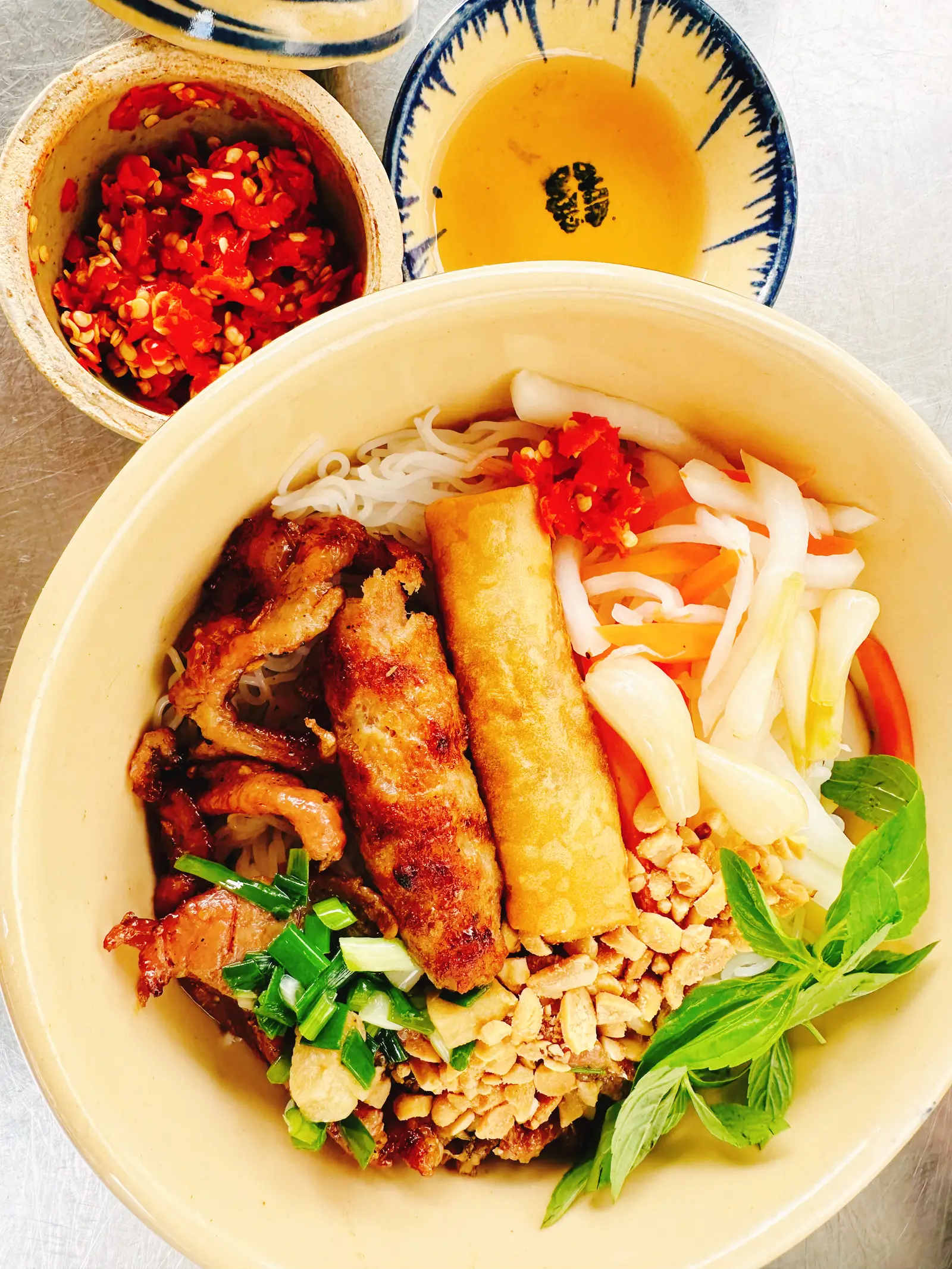Hình ảnh Bún thịt nướng