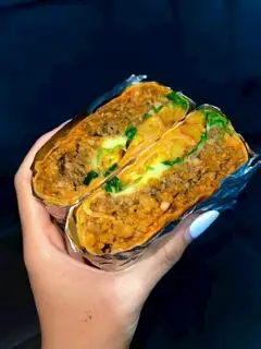 Hình ảnh Tacos bò trùng khánh ( cay nhiều )