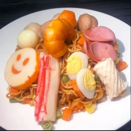 Hình ảnh Mì Trộn Indomie Đặc Biệt