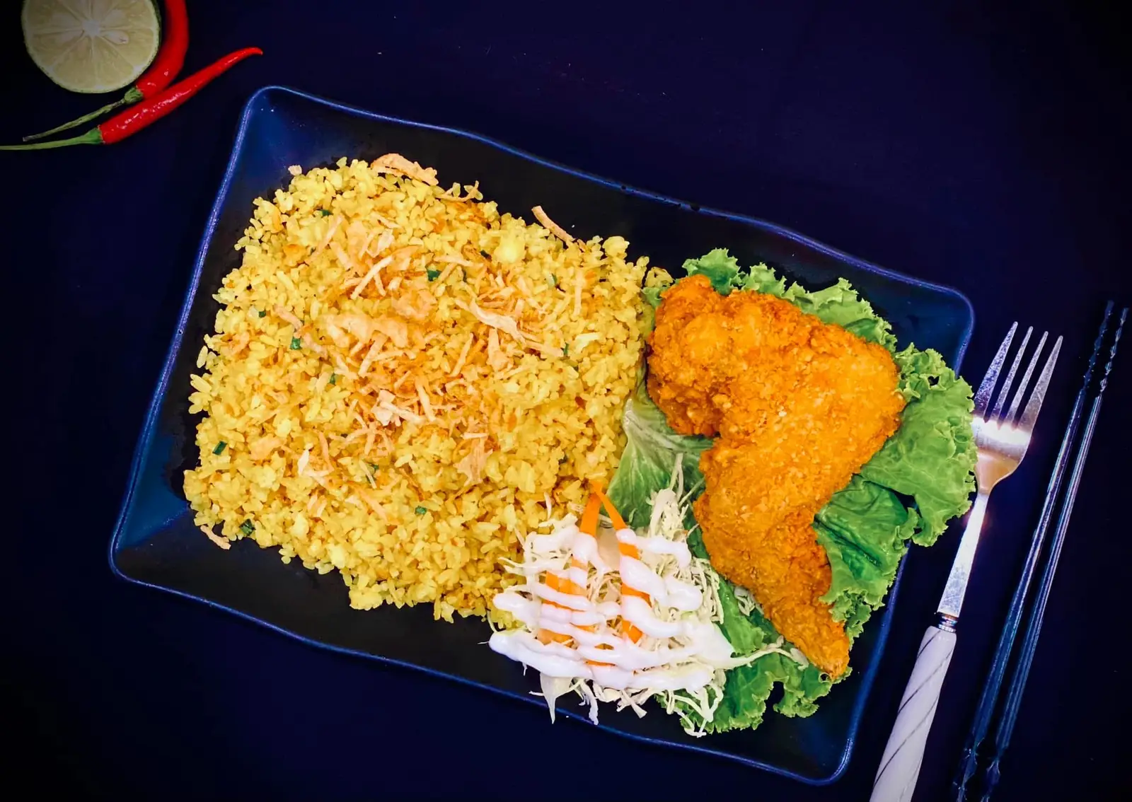 Hình ảnh Cơm cánh gà rán - trà chanh nha đam