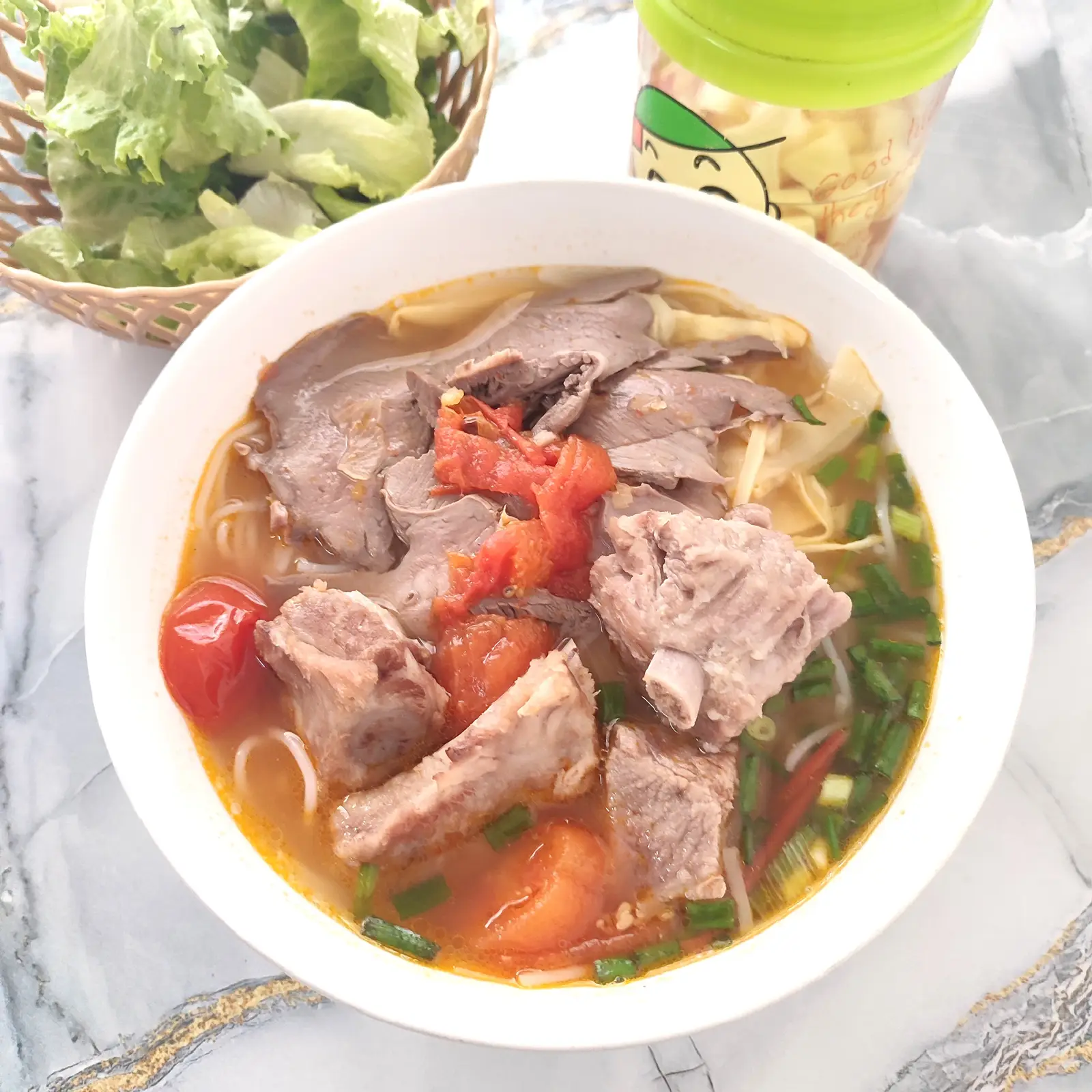 Hình ảnh BÚN SƯỜN -THỊT 