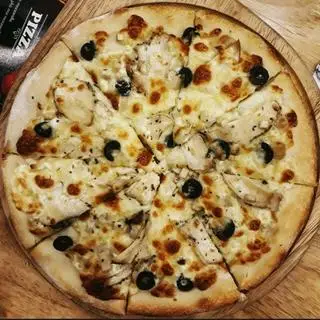 Hình ảnh P4 - Pizza Gà Nấm Chicken Mythic. 25cm cắt 8