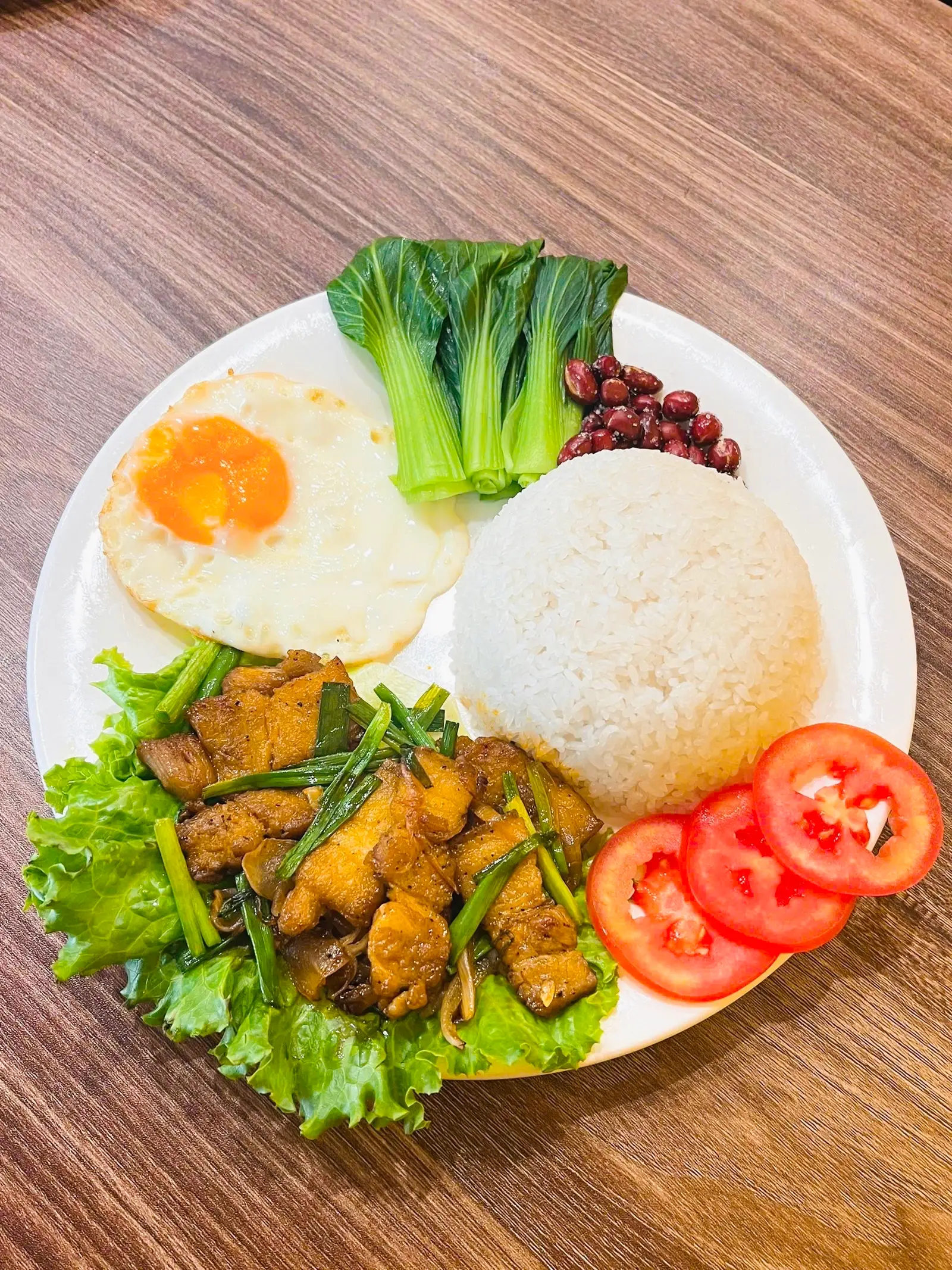 Hình ảnh Cơm thịt rang cháy cạnh + trứng ốp