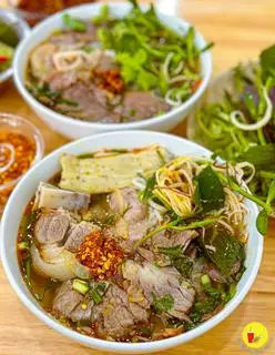 Hình ảnh Bún bò nạm chả