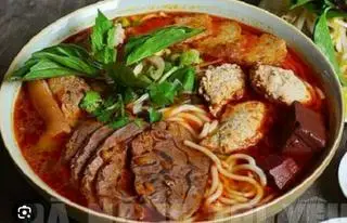 Hình ảnh bún bò tái , nạm, chả , gân