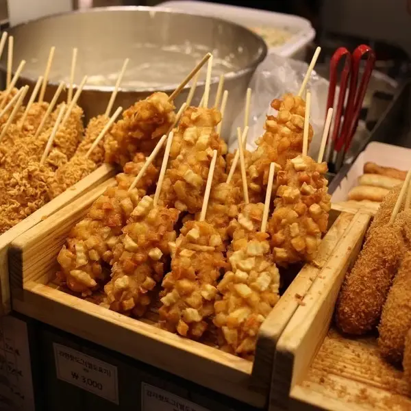 Hình ảnh Hotdog Chiên Xù ( Vỏ Bánh Mì )