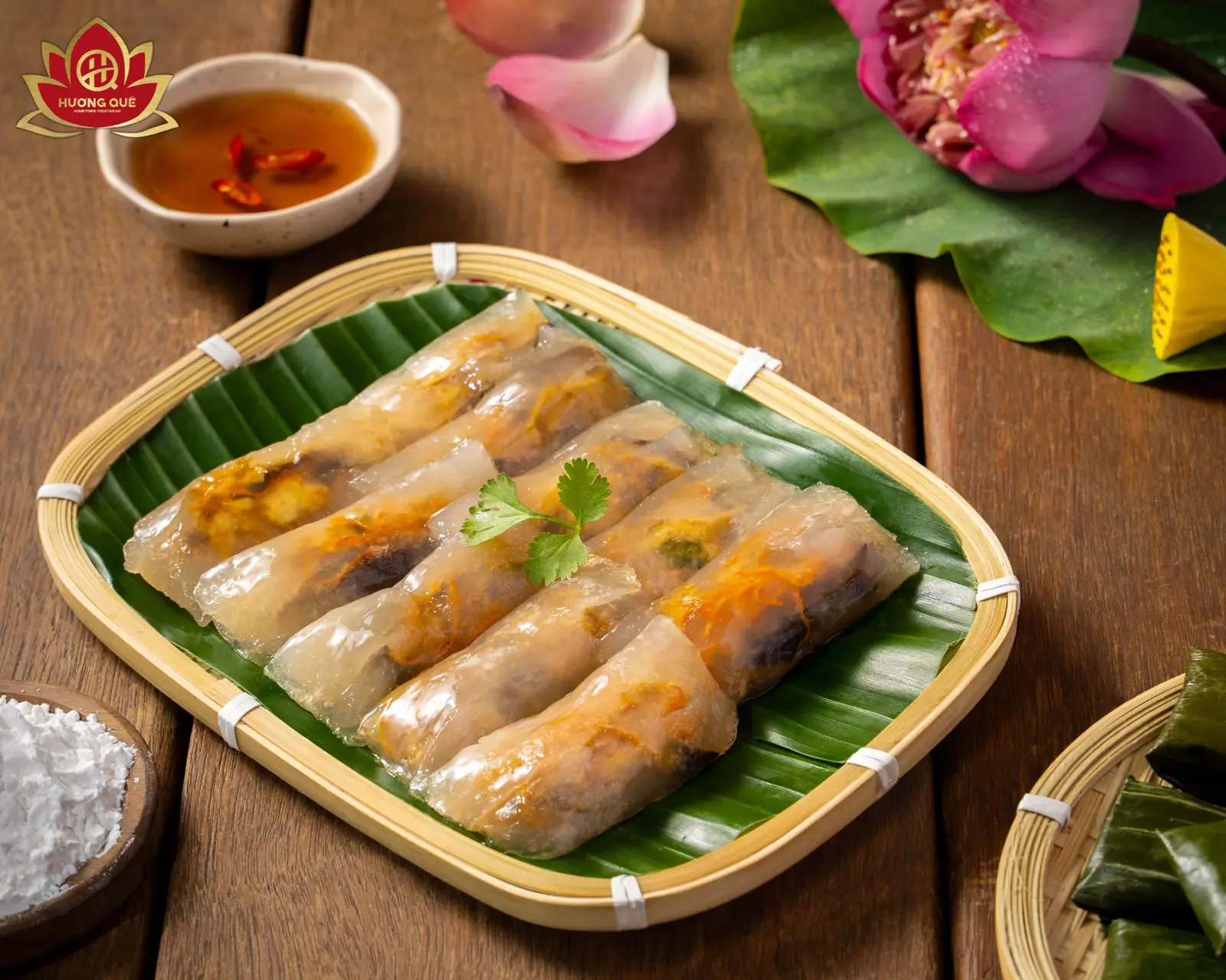 Hình ảnh bánh nậm + bánh lọc chay mix