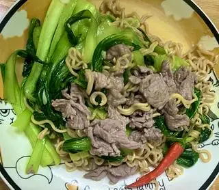 Hình ảnh Mì trộn bò 