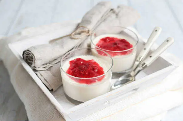 Hình ảnh Pannacotta Vị Dâu