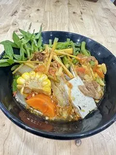 Hình ảnh BÚN THÁI CHAY