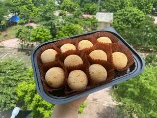 Hình ảnh su Sing nhân custard