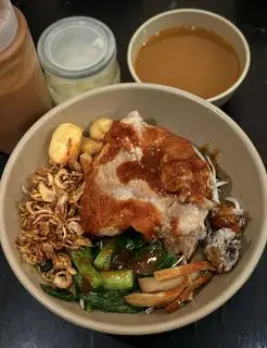 Hình ảnh Mì sườn trộn