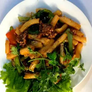 Hình ảnh Nui xào bò cải