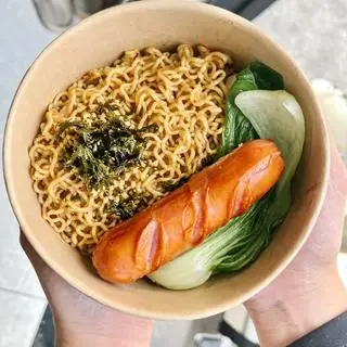 Hình ảnh Mì trộn xúc xích