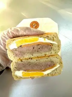 Hình ảnh Bánh trứng nhân thịt heo