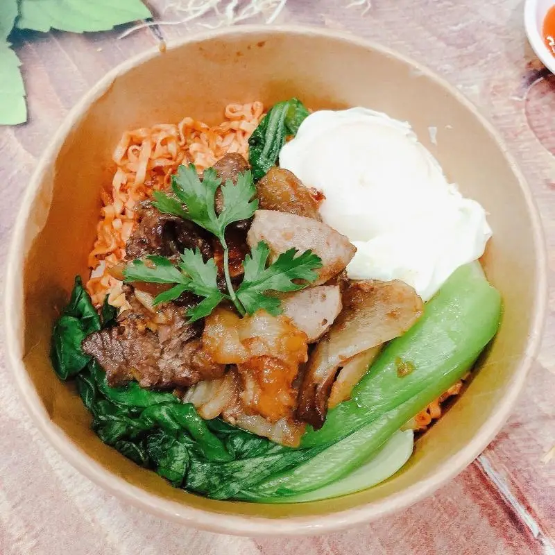 Hình ảnh Mì trộn Indomie tóp mỡ