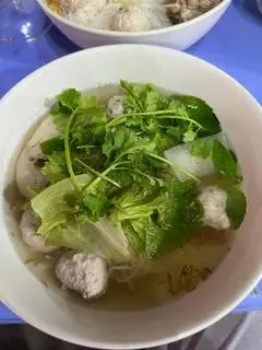 Hình ảnh Bún mọc nấu củ cải trắng