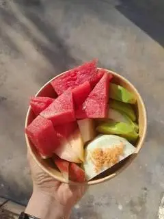Hình ảnh Trái cây mix 4 loại: Xoài, mận, dưa hấu, dưa lưới