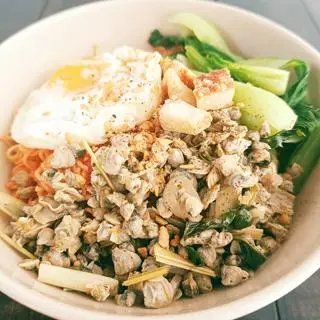 Hình ảnh Mì trộn hến