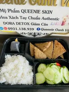 Hình ảnh cơm chả cá nha trang chiên