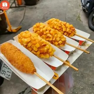 Hình ảnh Hotdog nhân xúc xích 