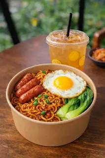 Hình ảnh Mì cay trộn - trà tắc