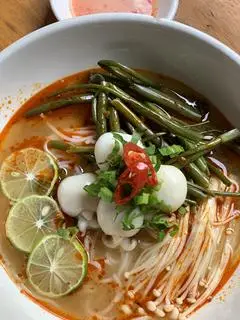 Hình ảnh Bún Thái mực