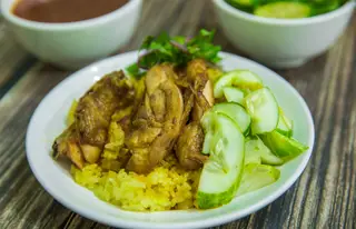 Hình ảnh Xôi gà đùi rán