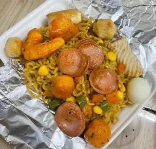 Hình ảnh Mỳ trộn Indo full topping