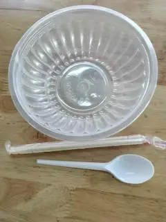 Hình ảnh tô muỗng đũa T