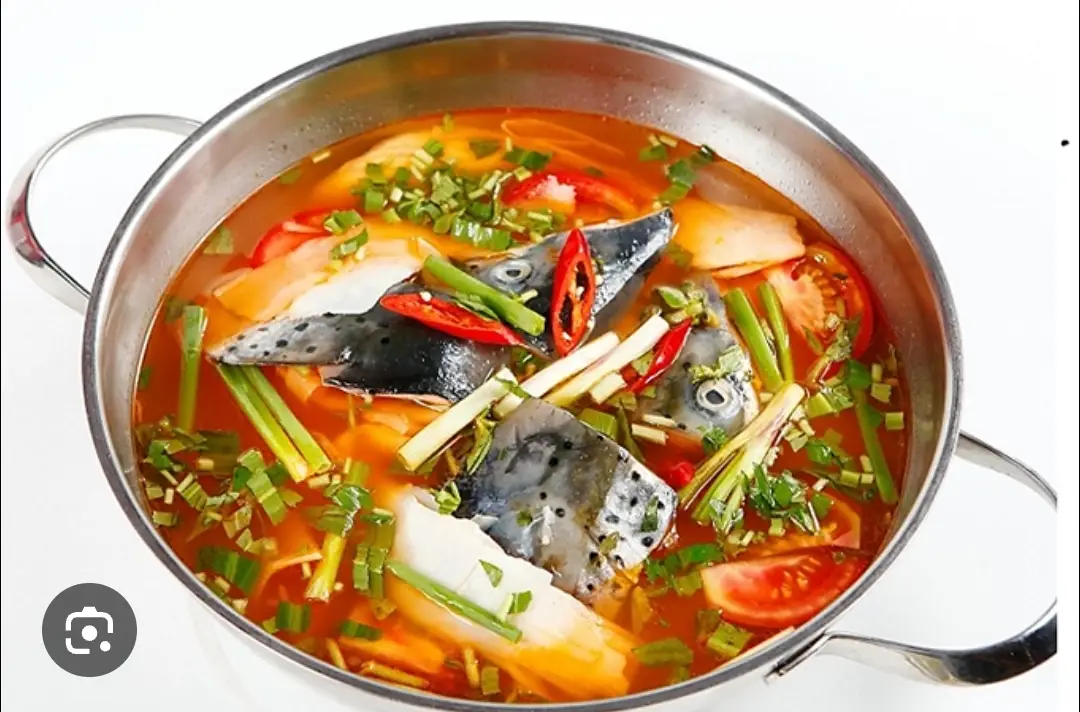 Hình ảnh lẩu đầu cá hồi