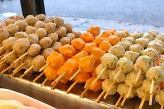Hình ảnh Viên chiên xiên que