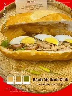 Hình ảnh Bánh mì heo quay - chả lụa - trứng