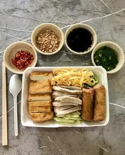 Hình ảnh Bún nước tương thập cẩm