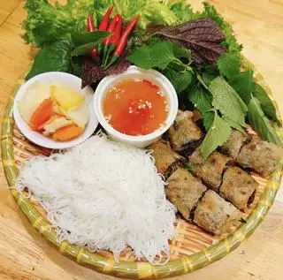 Hình ảnh Bún nem rán rất ngon