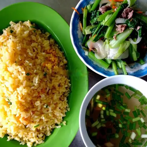 Hình ảnh Cơm rang cải bò