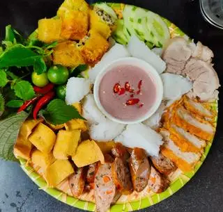 Hình ảnh Bún Đậu Nem Rán+Dồi Sụn