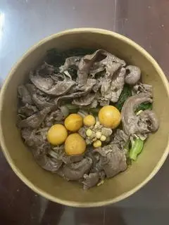 Hình ảnh Mỳ chua cay bò - trứng gà non