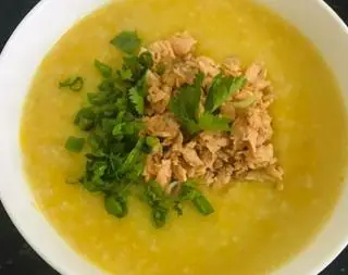 Hình ảnh Cháo cá hồi bí đỏ