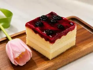 Hình ảnh Tiramisu Việt quất