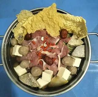 Hình ảnh Lẩu Thịt Bò Tai+ Bò Viên 