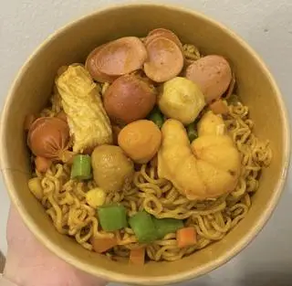 Hình ảnh Mì trộn thập cẩm