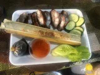 Hình ảnh cơm lam sườn sụn 