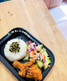 Hình ảnh Cơm Đùi Gà KFC Sốt Mắm Tỏi